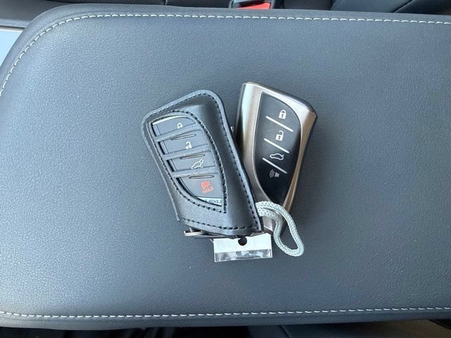 Used 2026 Ultra White Lexus NX 350 Premium image 26