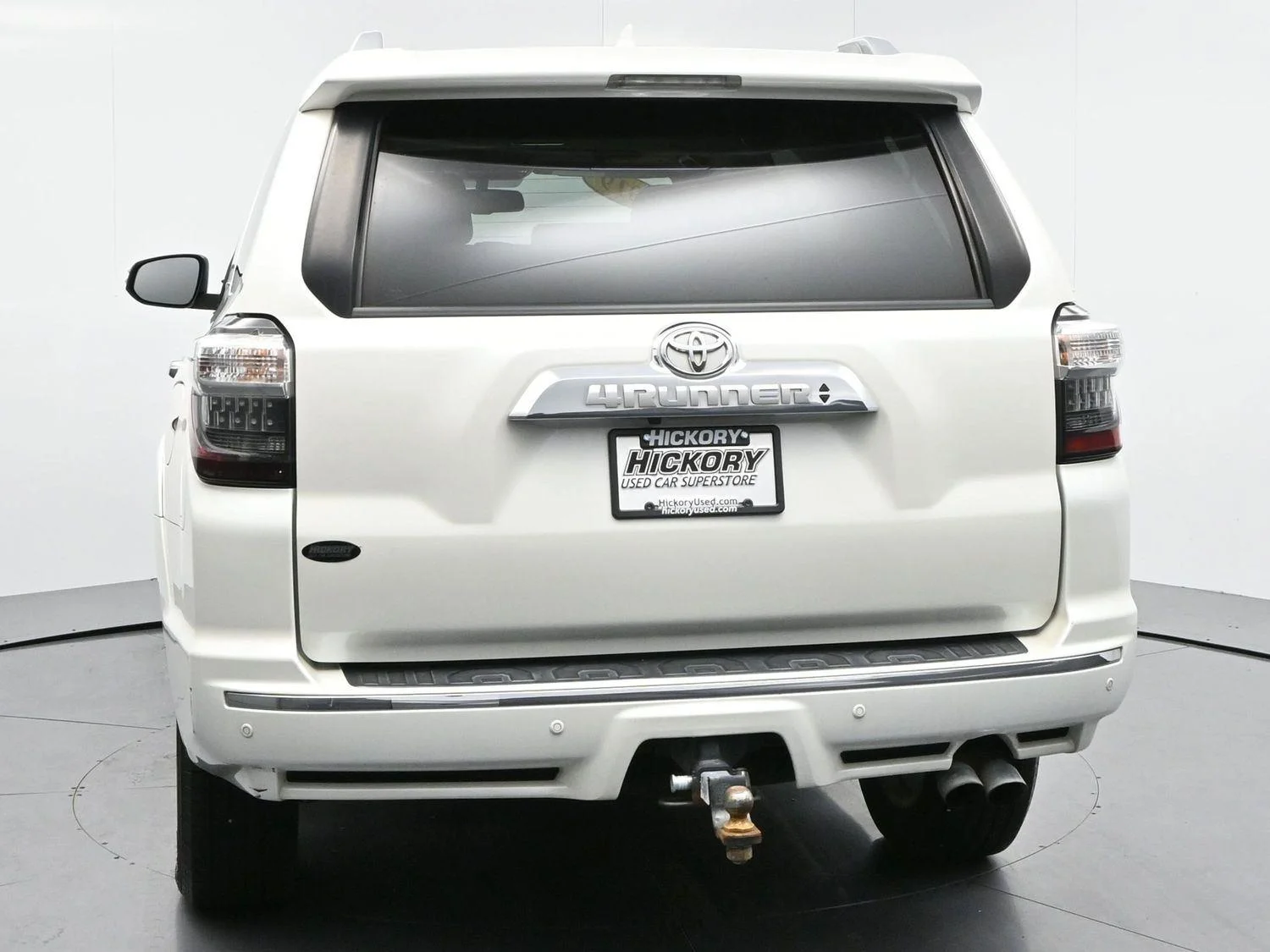 Used 2019 Blizzard Pearl Toyota Limited image 6