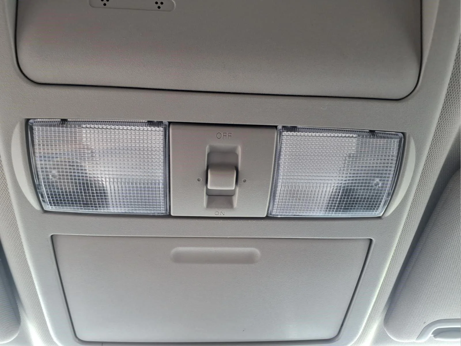Used 2022 Gun Metallic Nissan SV image 30