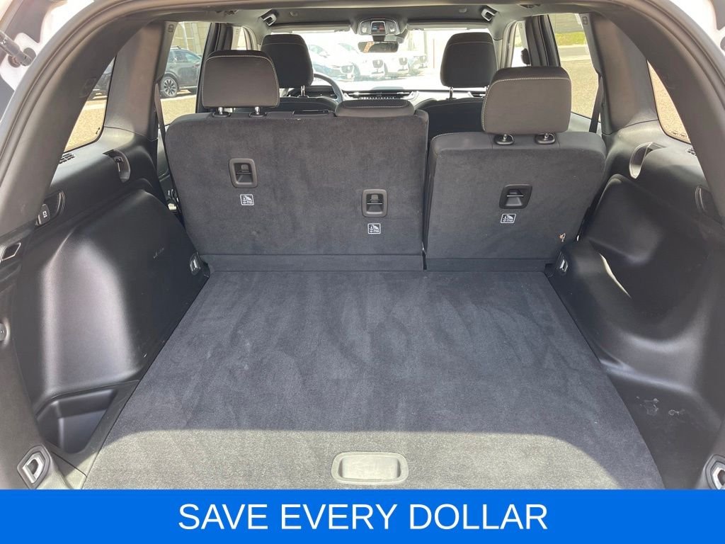 Used 2025 White Jeep Laredo image 6