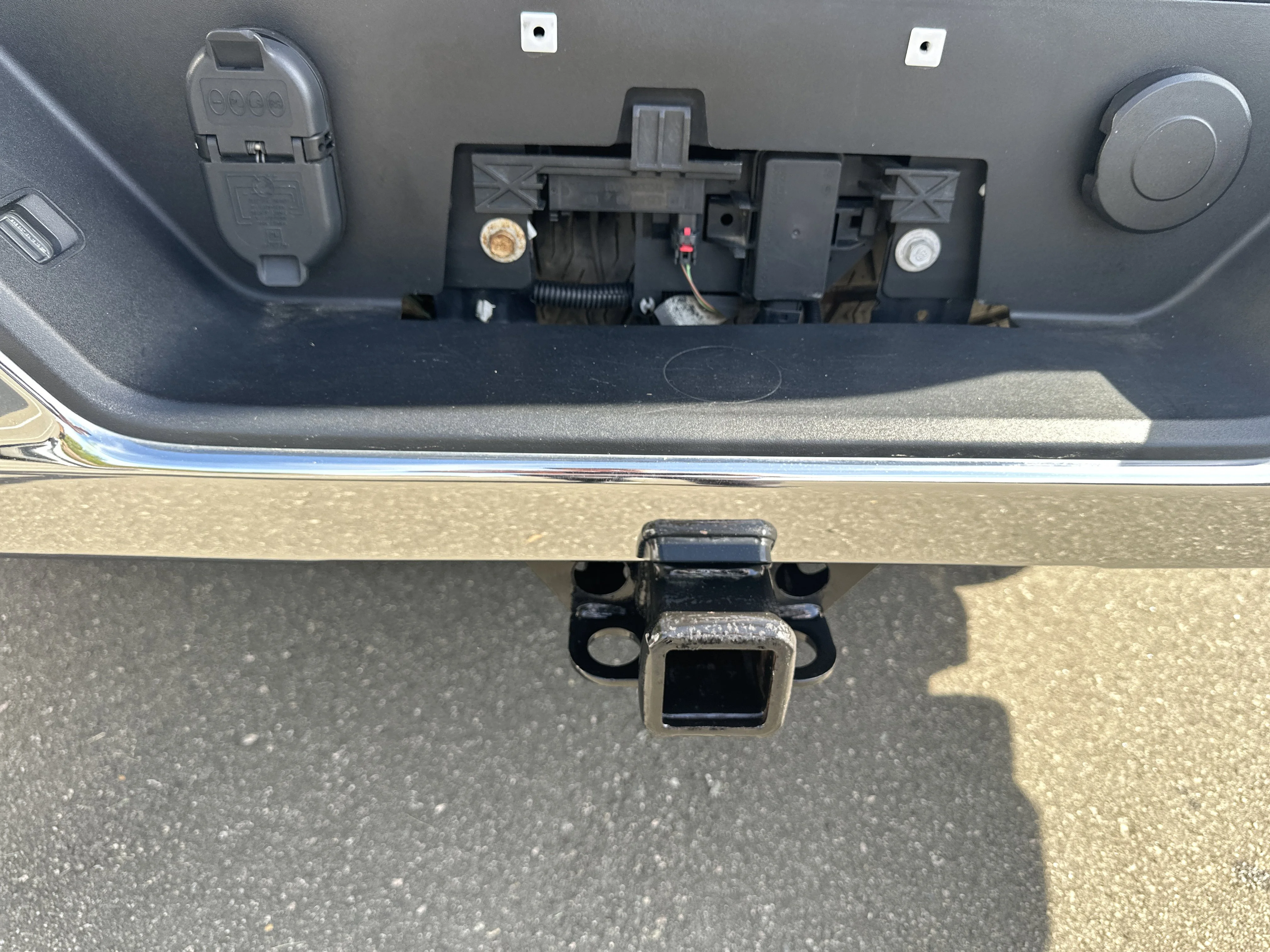 Used 2019 Satin Steel Metallic GMC SLT image 22