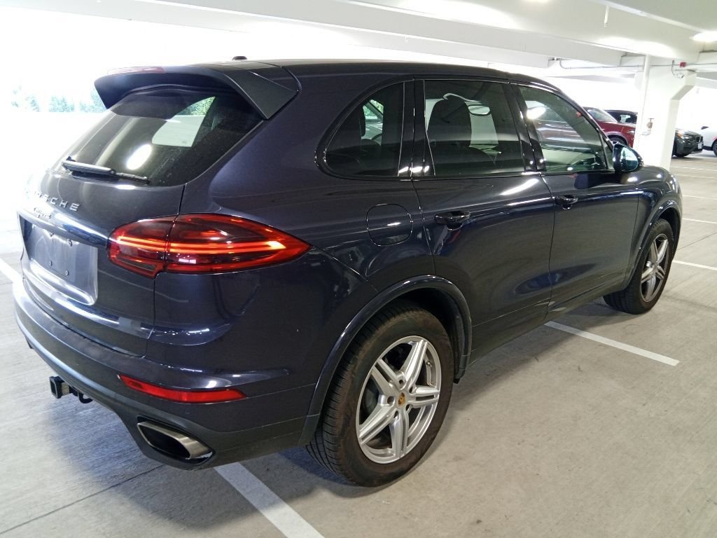 Used 2018 Purpurite Metallic Porsche Platinum Edition image 5