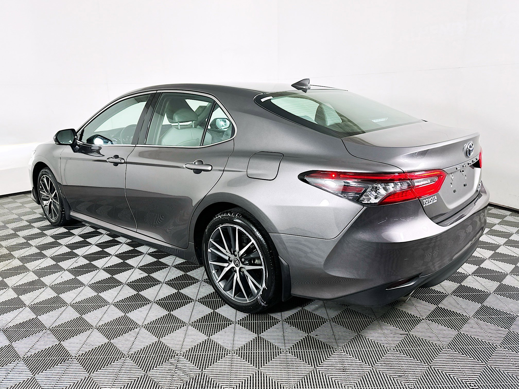 2024 Toyota Camry thumbnail 7