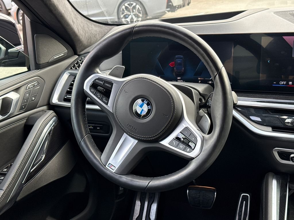 Used 2024 Black BMW xDrive40i image 21