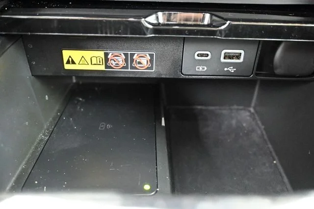 Used 2024 White Lexus 350 image 37
