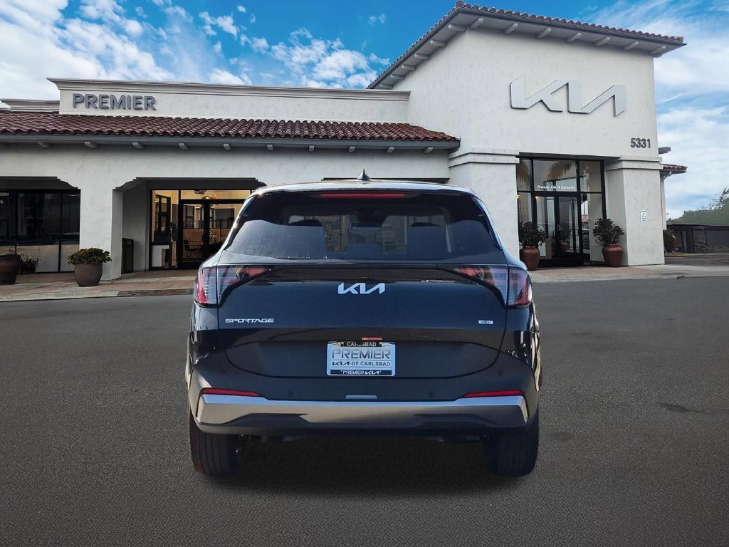 New 2027 Fusion Black Kia S image 7