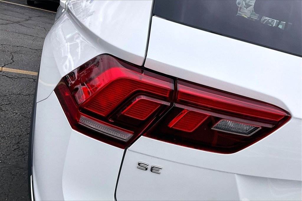 2022 VOLKSWAGEN TIGUAN - Image 28
