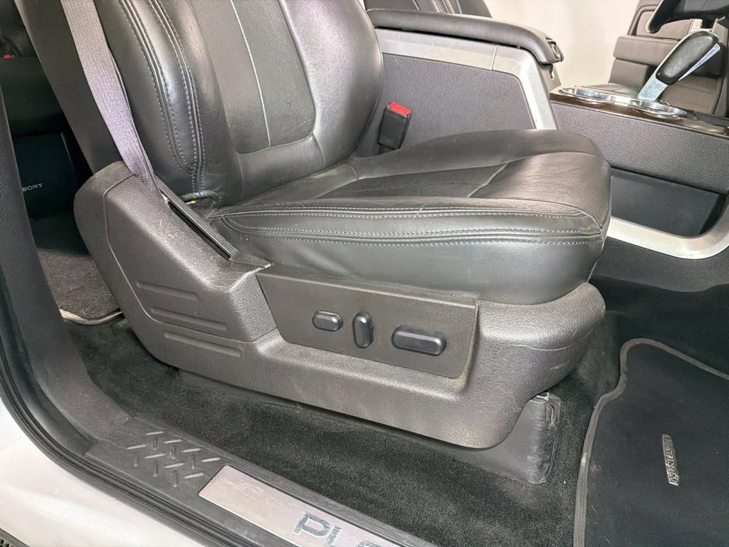 Used 2013 Silver Ford Platinum image 25