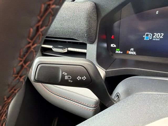 New 2026 Star White Metallic Tri-Coat Ford Active image 24