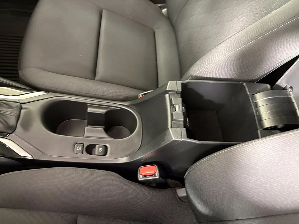 Used 2025 White Toyota LE image 27