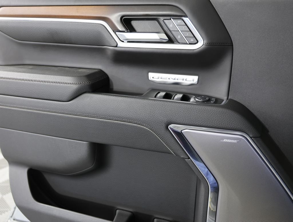 Used 2024 Silver GMC Denali image 27