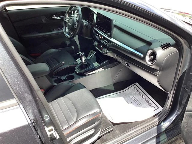 Used 2022 Gravity Gray Kia GT image 11