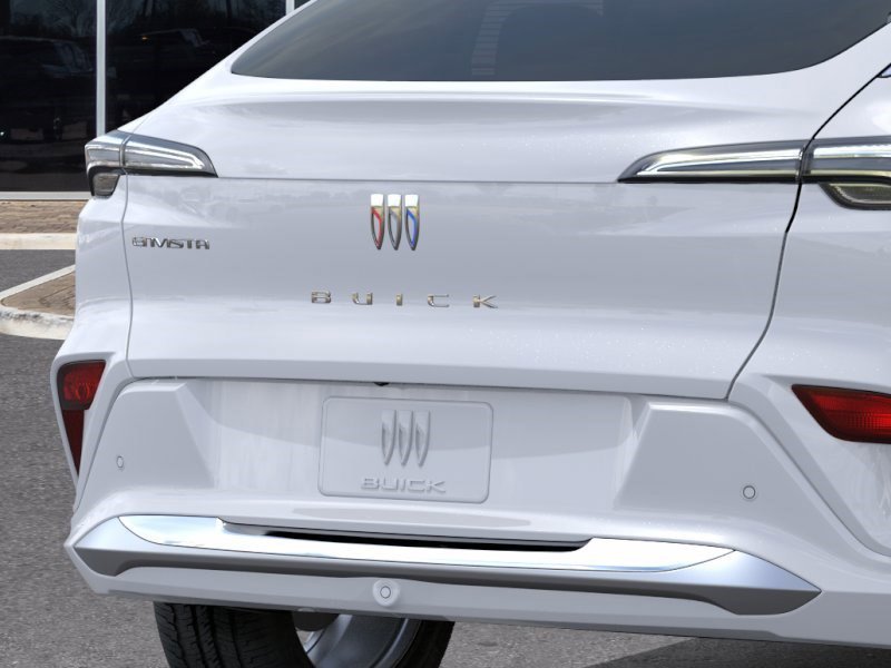 New 2026 White Frost Tricoat Buick Avenir image 14