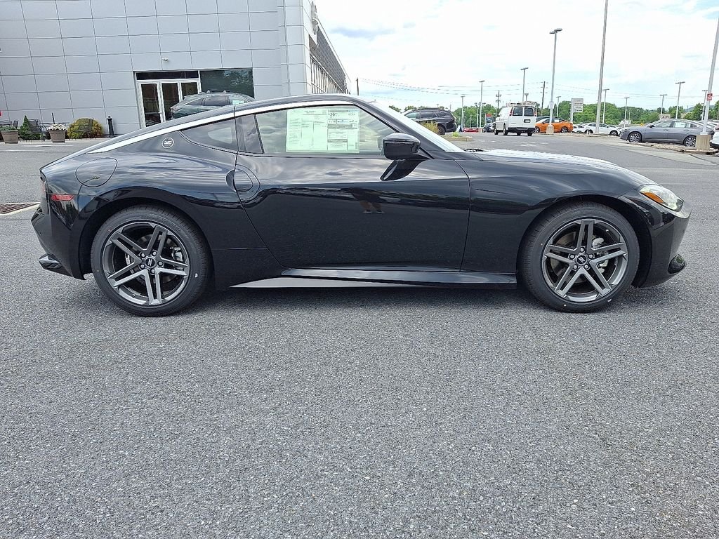 2026 Nissan Z — photo 5