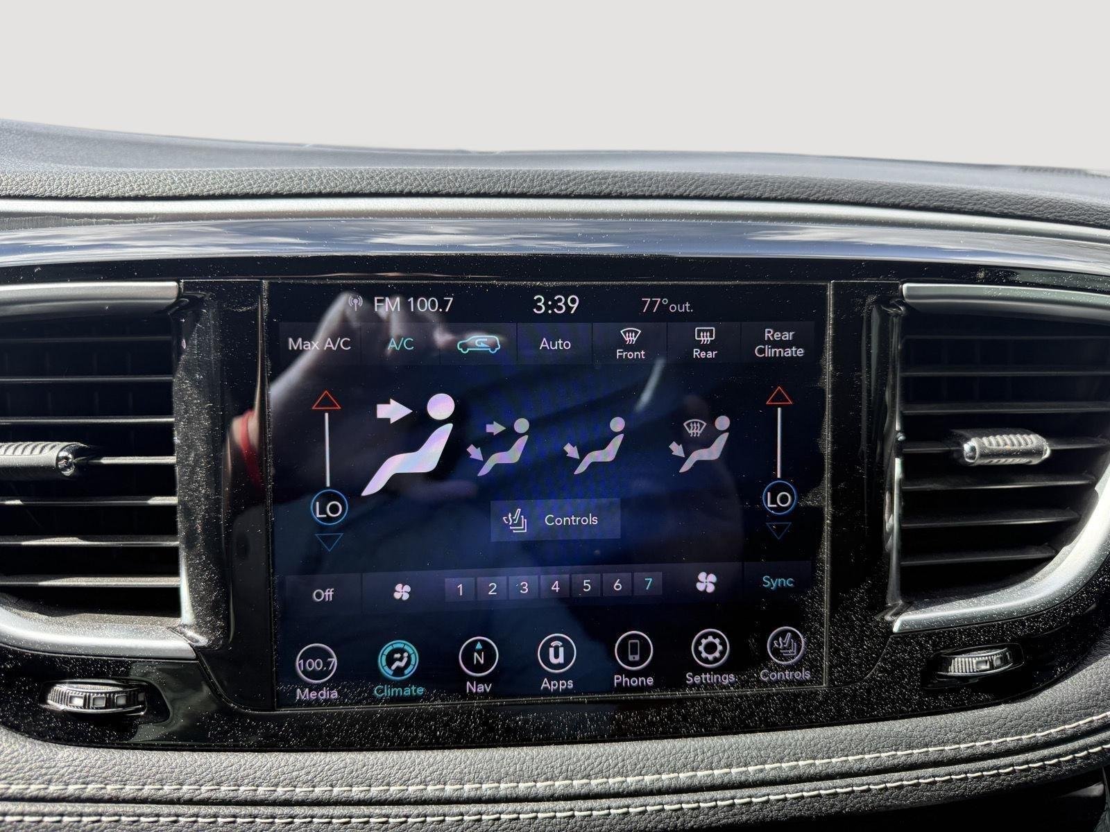 2020 Chrysler Pacifica Hybrid Limited - Photo 21