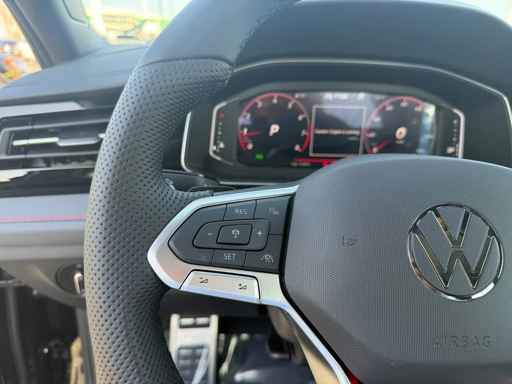 New 2026 Deep Black Pearl Volkswagen 2.0T Autobahn image 20