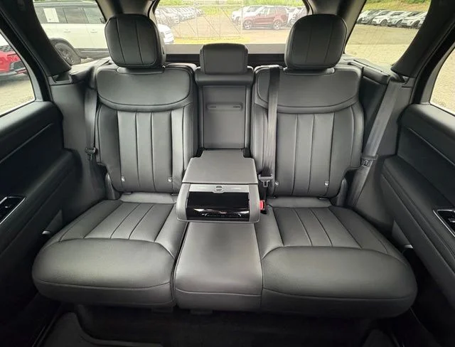 New 2026 Fuji White Land Rover SE image 35