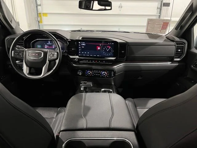 Used 2023 Blue GMC SLT image 8