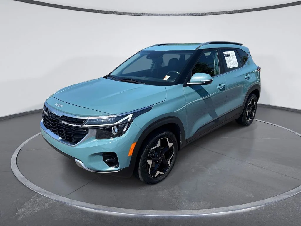 Used 2024 Blue Kia EX image 3