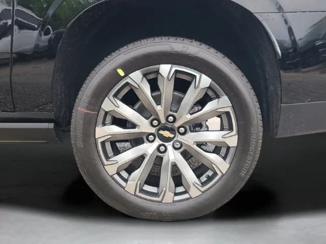 New 2026 Black Chevrolet High Country image 43