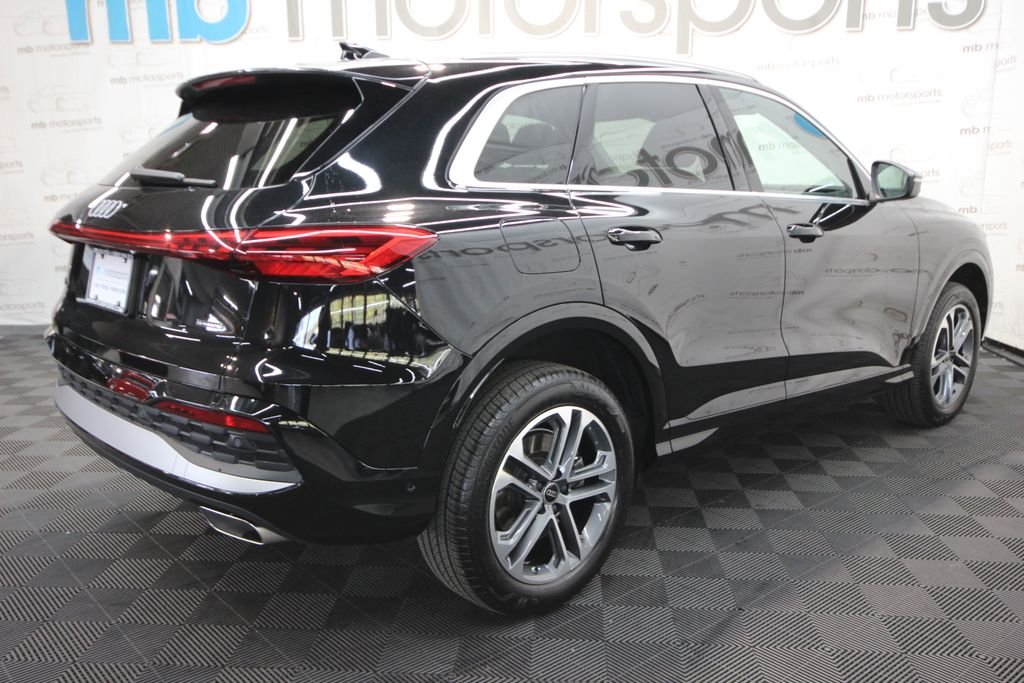 2025 Audi Q5 Premium - Photo 9