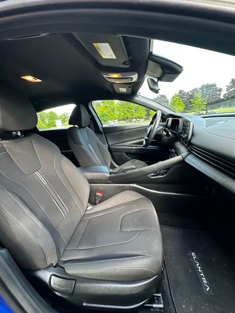 Certified Used 2025 Intense Blue Hyundai SEL Sport image 21