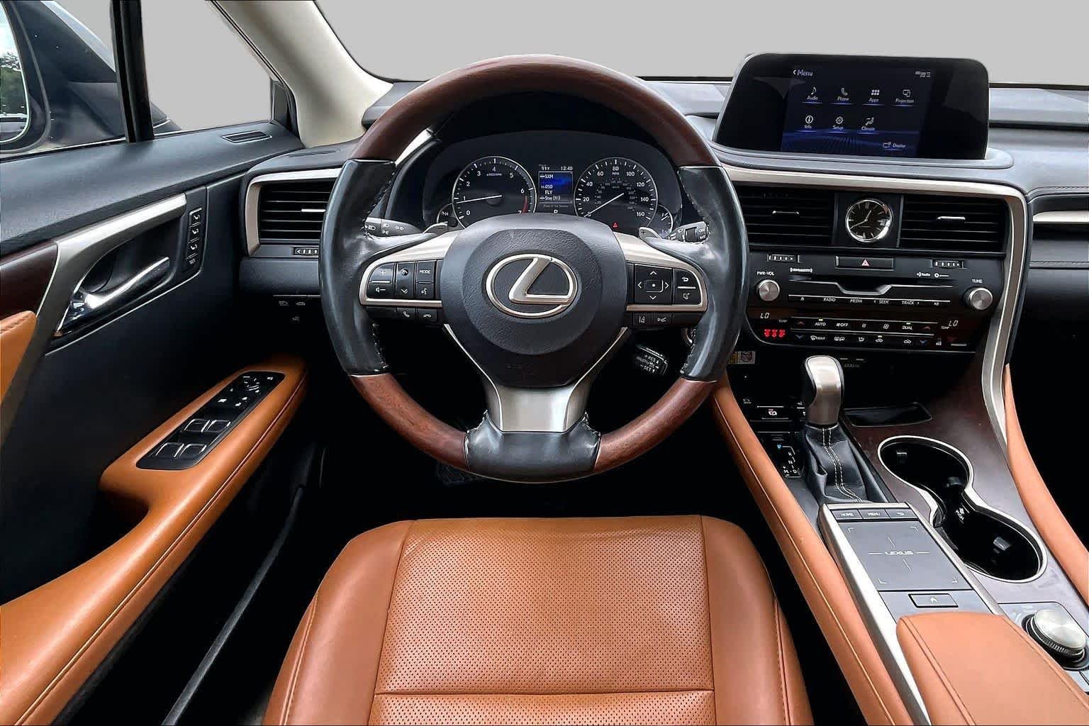 Used 2021 Eminent White Pearl Lexus  image 6