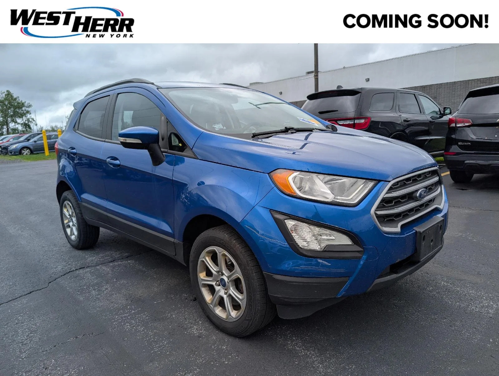 Used 2021 Lightning Blue Ford SE image 1