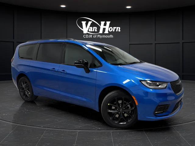 2026 Chrysler Pacifica Select AWD's photo