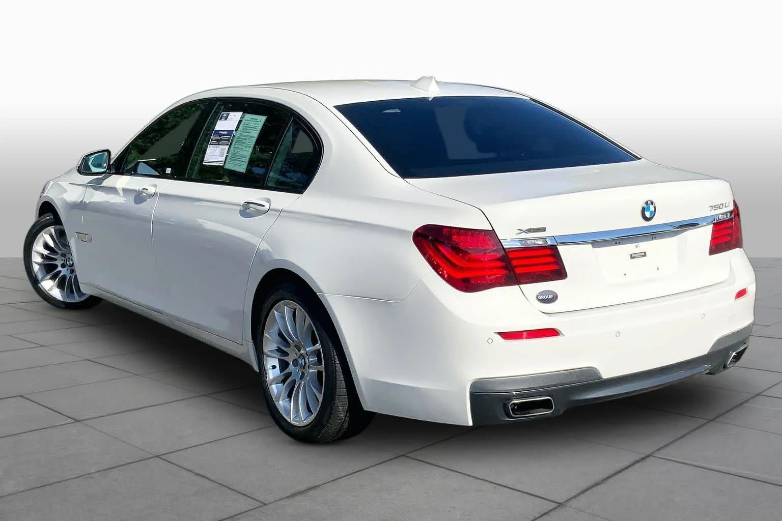 Used 2015 Alpine White BMW 750Li xDrive image 12