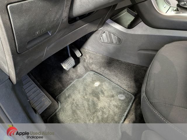 Used 2018 Blue Ford SEL image 15