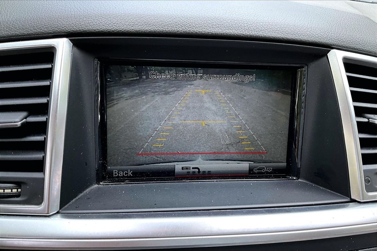 Used 2014 Silver Mercedes-Benz ML 350 image 13