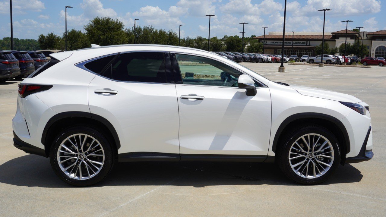 Certified Used 2025 EMINENT WHITE PEARL Lexus NX 350 Premium image 4