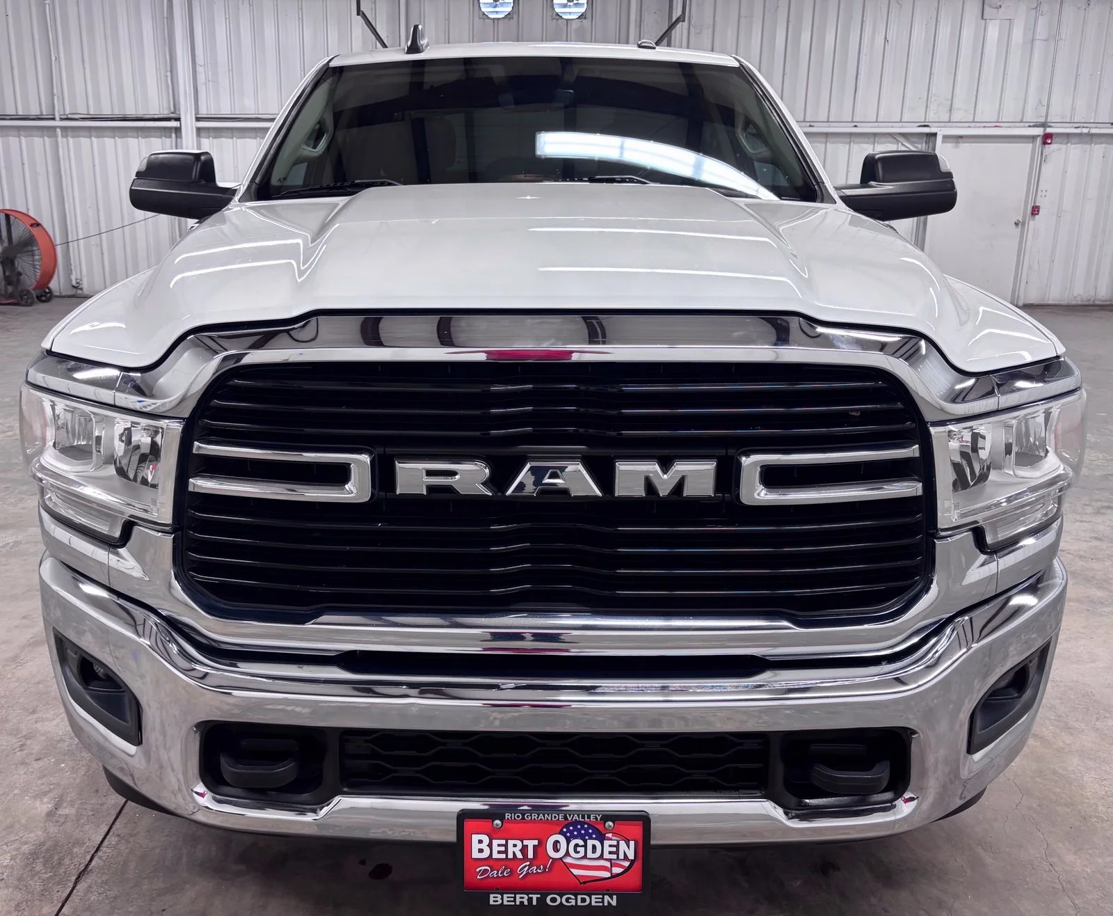 Used 2019 White Ram Big Horn image 2