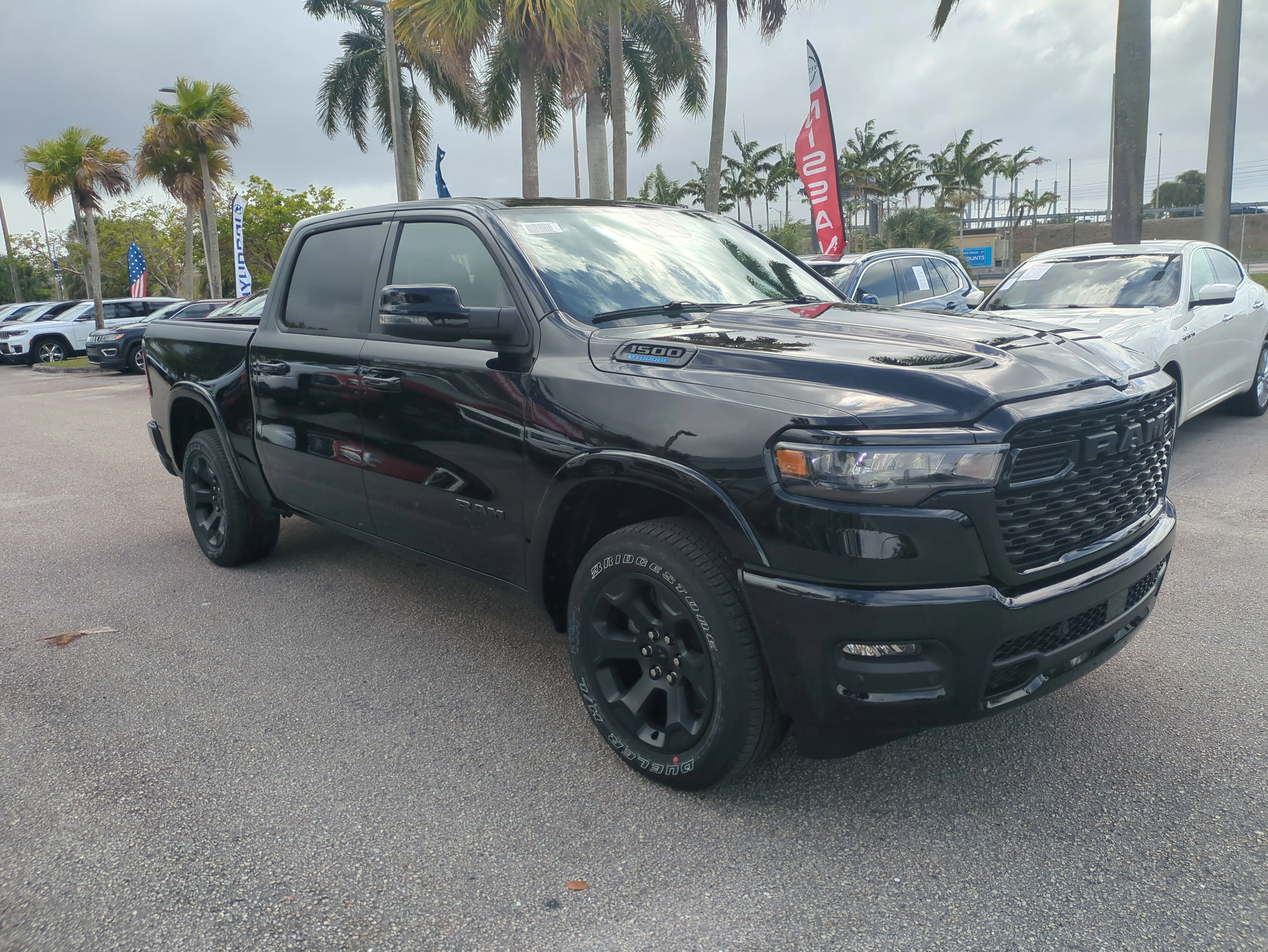 New 2025 Diamond Black Crystal Pearl-Coat Exterior Paint RAM Big Horn image 1