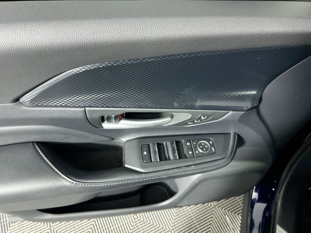 Used 2024  Toyota MAX Platinum image 14