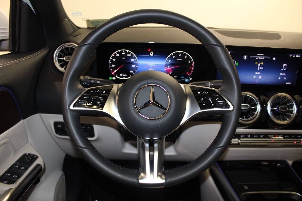 Used 2026  Mercedes-Benz GLA 250 image 22