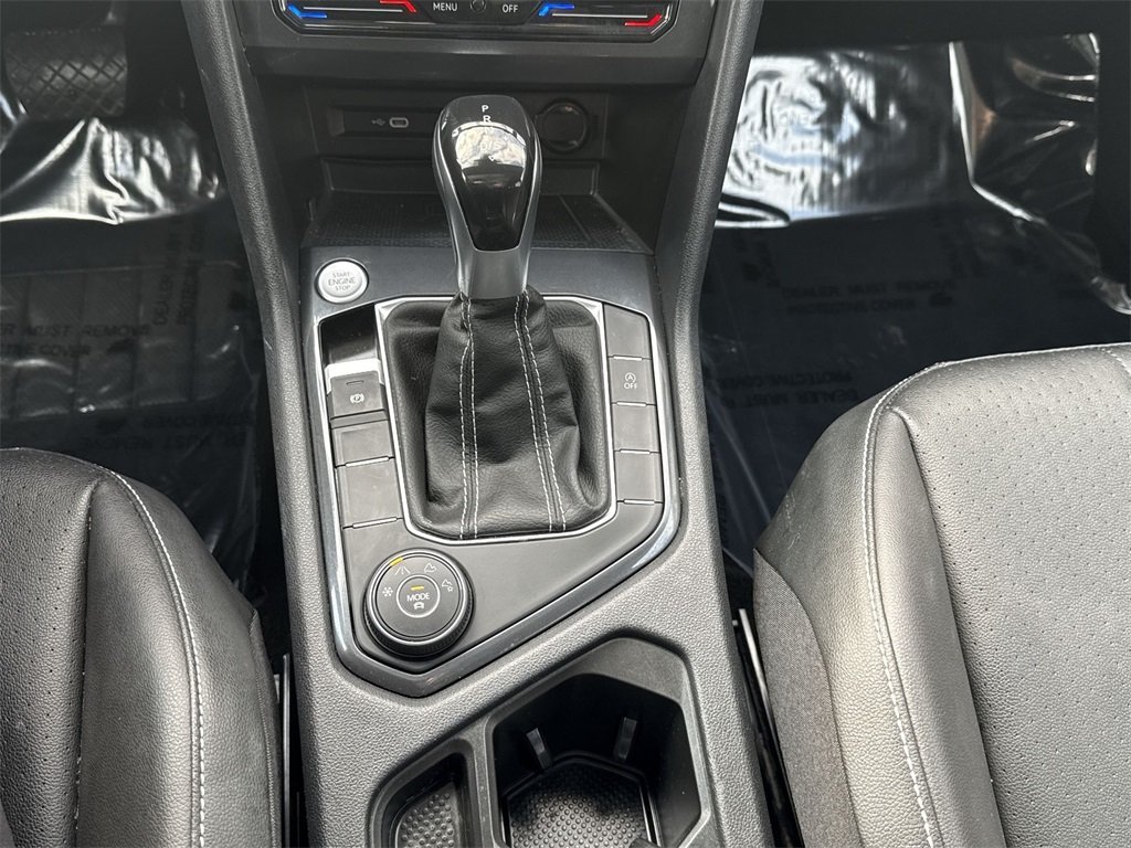 2022 VOLKSWAGEN TIGUAN - Image 18