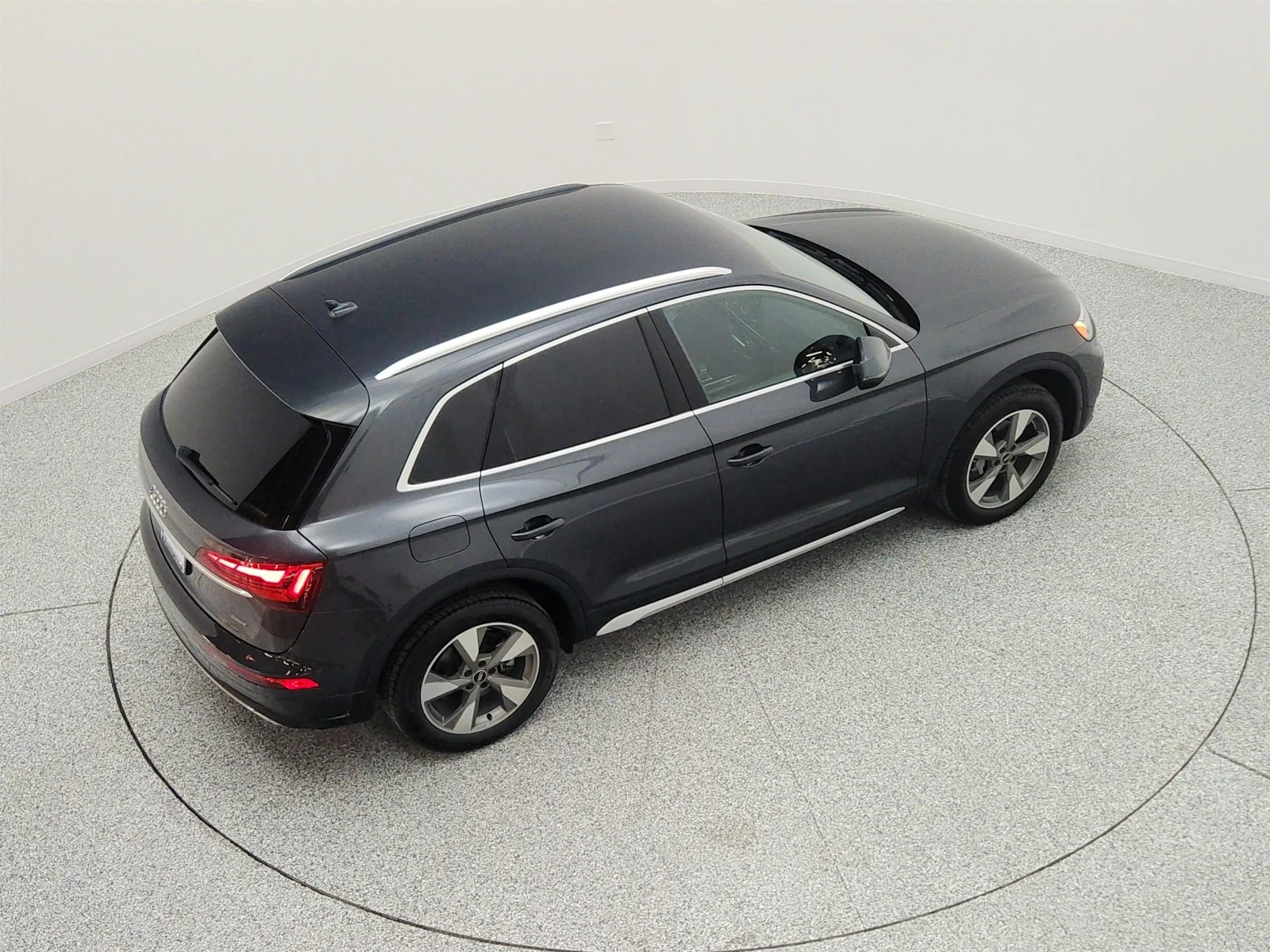 Used 2023 Manhattan Gray Metallic Audi Premium image 26