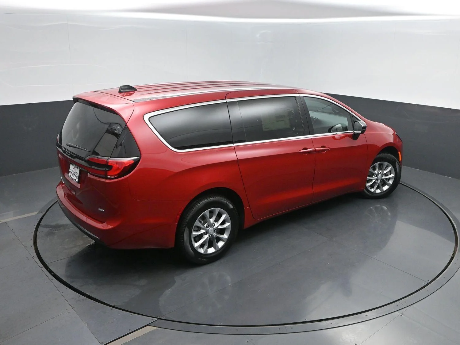 2027 Chrysler Pacifica Select - Photo 39