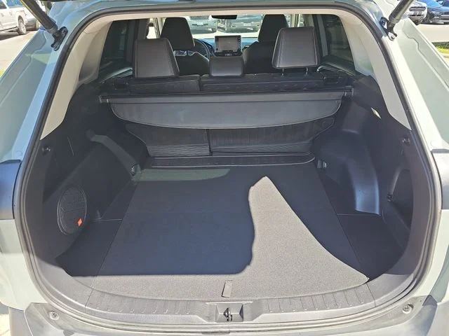 Used 2022 Gray Toyota XLE Premium image 12