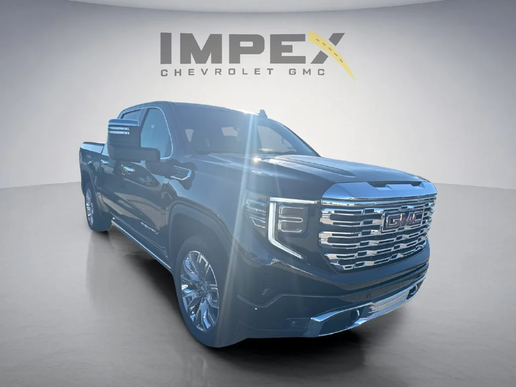 Used 2025 Onyx Black GMC Denali image 8