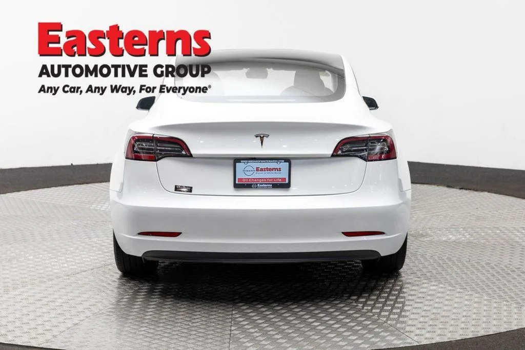 Used 2023 White Tesla Base image 7