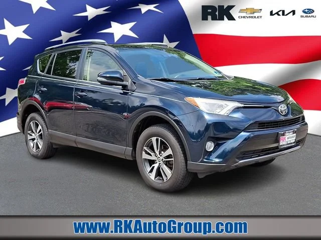 Used 2017 Blue Toyota XLE image 1
