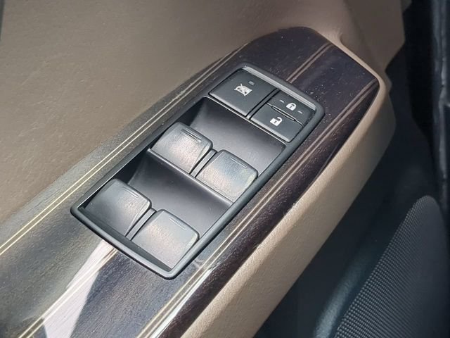 Used 2020 Black Lexus 460 image 28