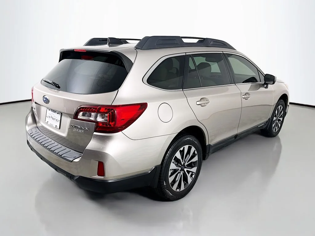 Used 2017 Tungsten Metallic Subaru 2.5i image 9