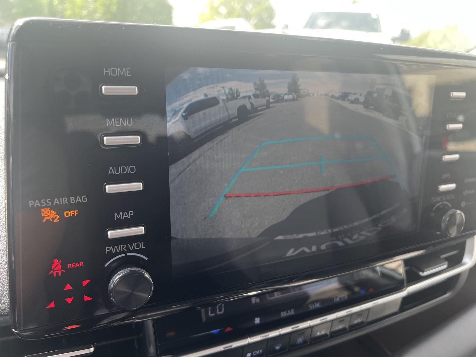 2021 Toyota Sienna LE - Photo 22