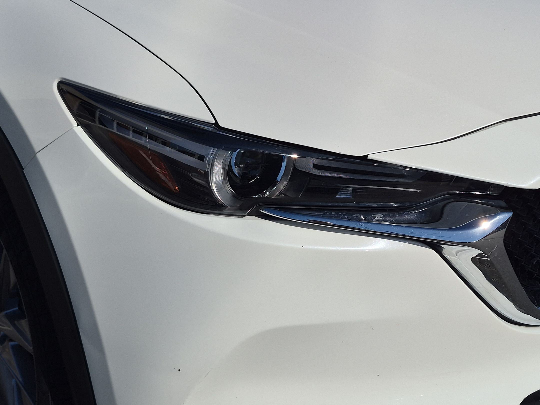 Certified Used 2019 Snowflake White Pearl Mica Mazda Grand Touring image 11