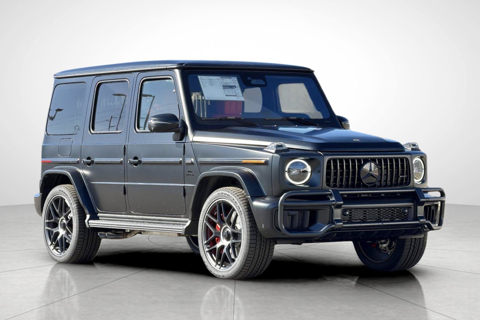 New 2027 MANUFAKTUR Night Black Magno Mercedes-Benz G 63 AMG® image 30
