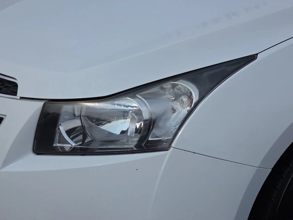 Used 2014 Summit White Chevrolet 1LT image 28